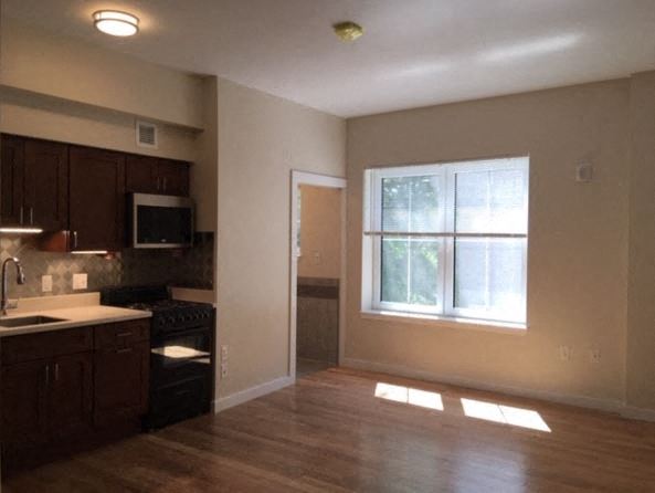 Sergeant House Kitchen Sample